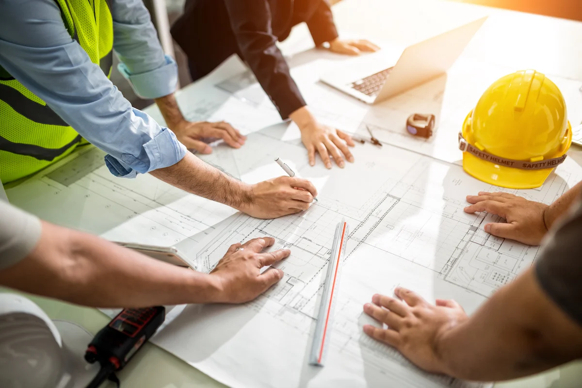 What Are the Benefits of Hiring Professional Construction Companies?